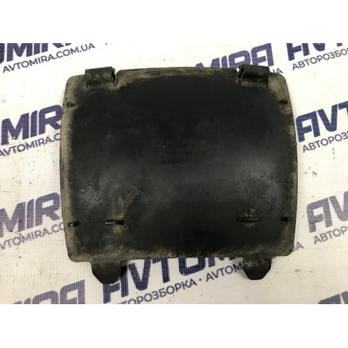 Лючок переднього підкрилку Opel Zafira B 2005-2011 13125606